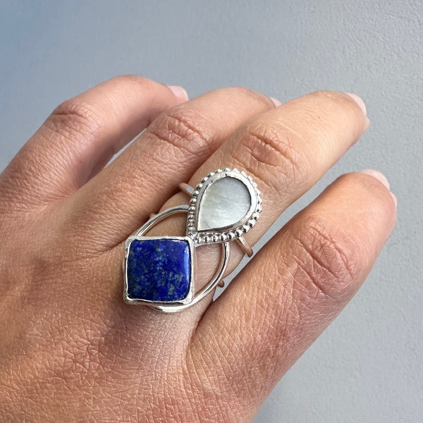 Lapislázuli + Mother of Pearl Ring