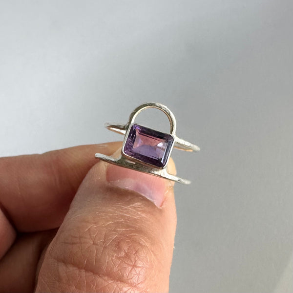 Amethyst Arch Ring