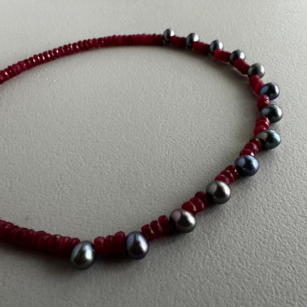 Indian Ruby + Pearl Choker (16”)