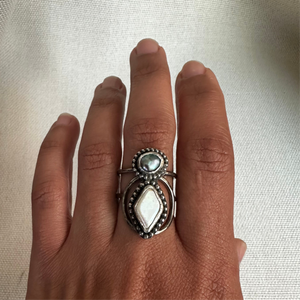 Pearl Totem Ring in Gray