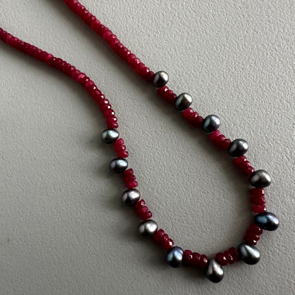 Indian Ruby + Pearl Choker (16”)