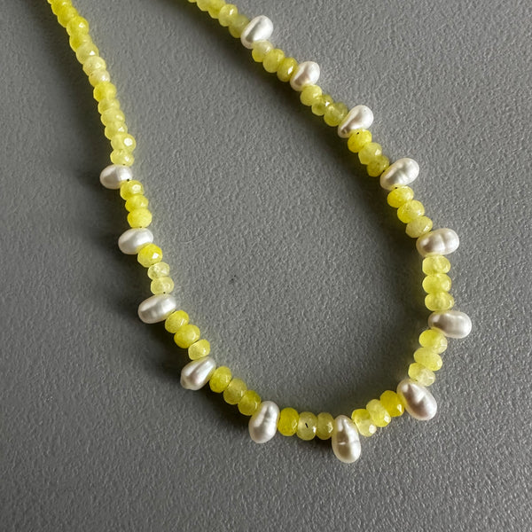 Butter Yellow and White Pearls Choker (16.5”)