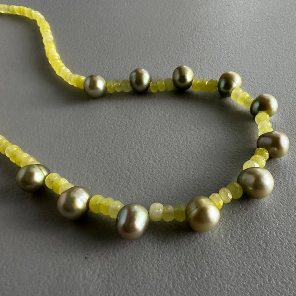 Butter Yellow and Pearl Necklace (19”)