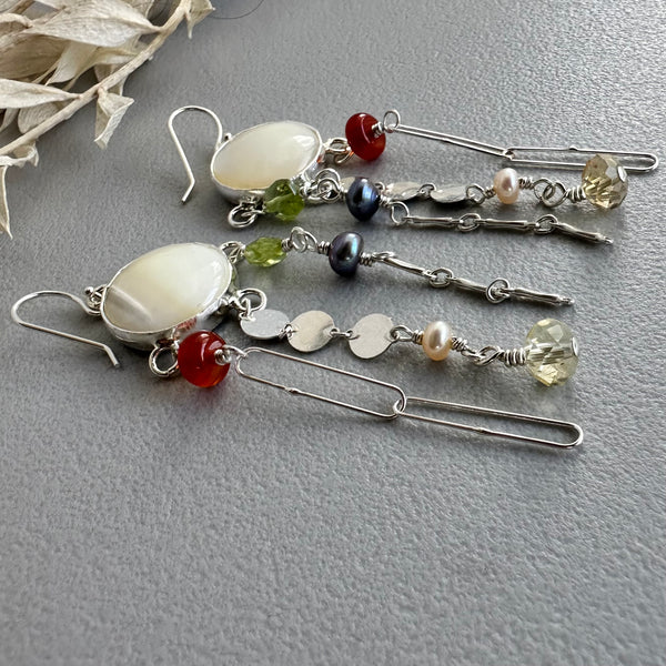 Lluvia Earrings in Mother of Pearl