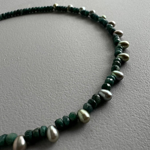 Emerald + Peacock Pearls Necklace (17.5”)