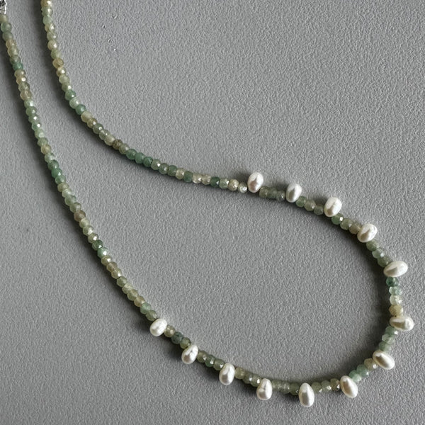 Green Quartz + White Pearls Necklace (16.5”)