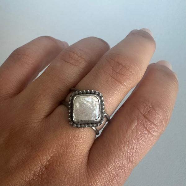 Pearl Square Ring