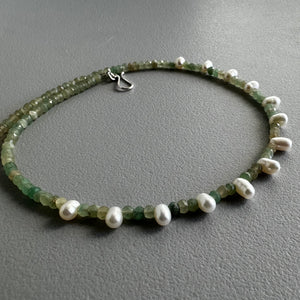 Green Quartz + White Pearl Choker (15”)