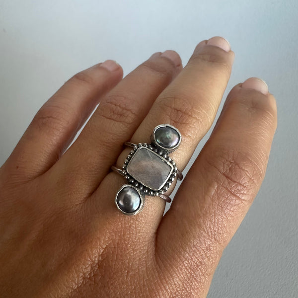 Black Pearl + Moonstone