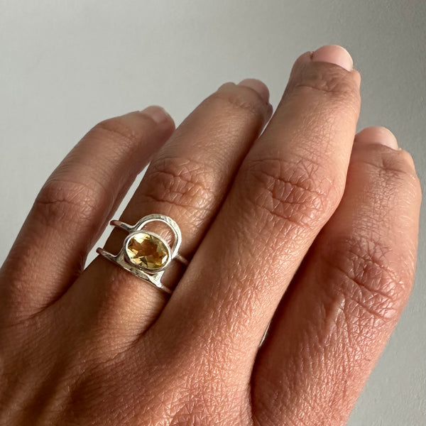 Oval Citrine Arch Ring