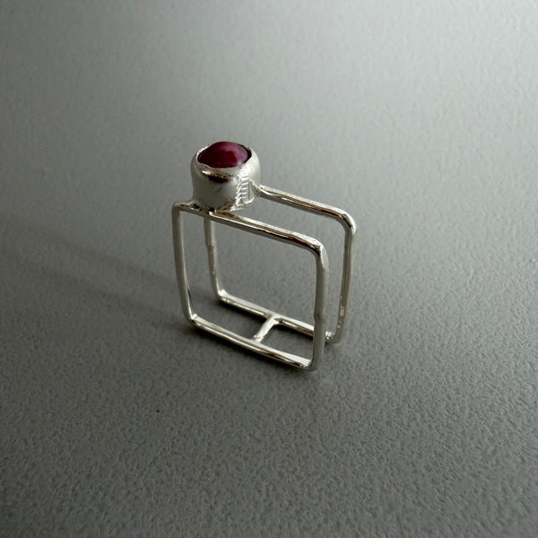 Bordeaux Pearl Ring