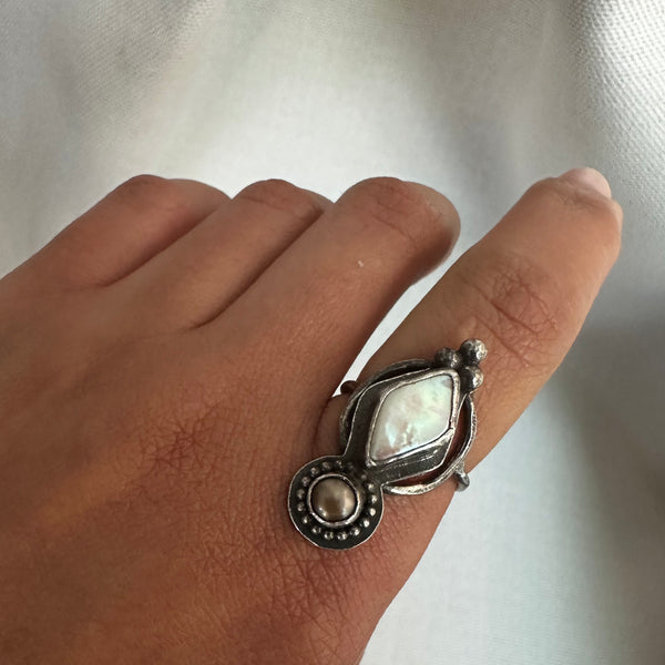 Pearl Totem Ring in Bronze