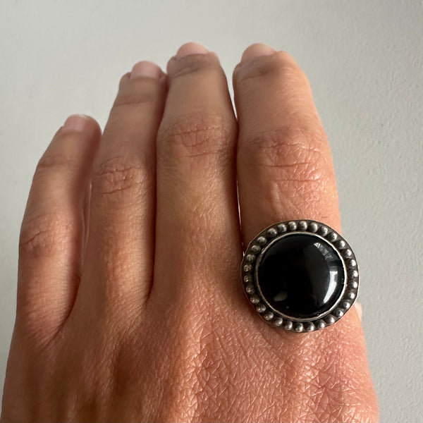 Round Onyx Ring