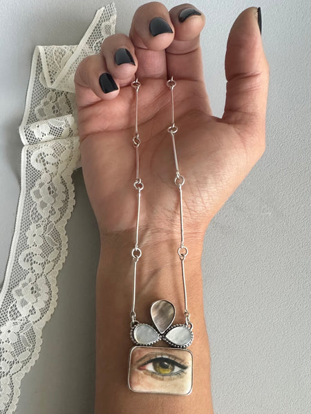Lover’s Eye Bar Link Necklace