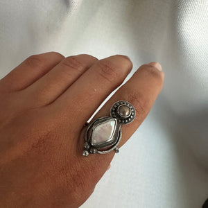 Pearl Totem Ring in Bronze