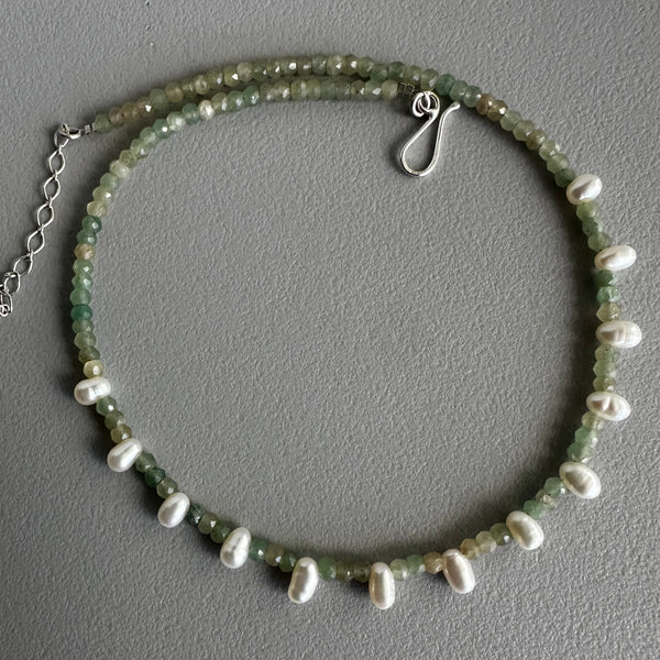 Green Quartz + White Pearl Choker (15”)