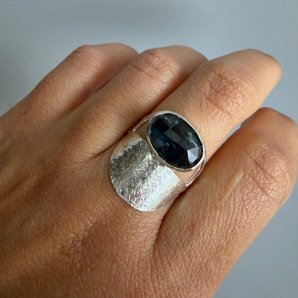 Moss Kyanite Half Shield Ring