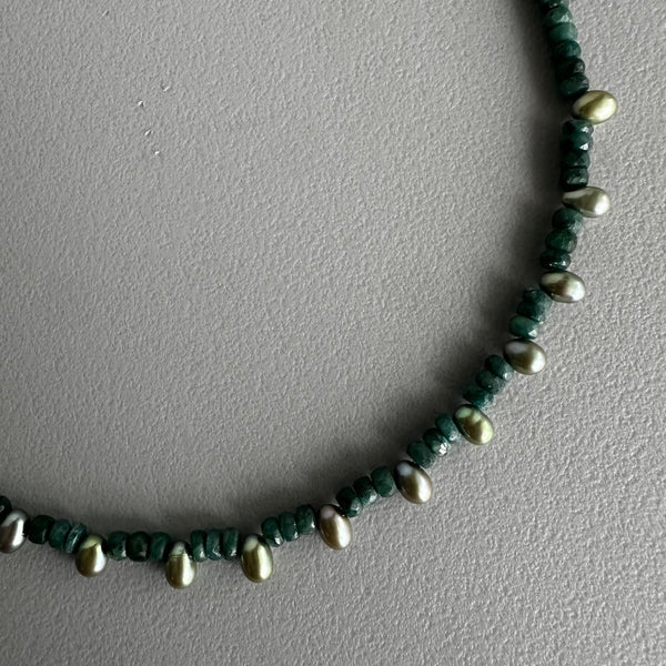 Emerald + Peacock Pearls Necklace (17.5”)