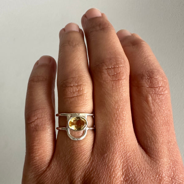 Oval Citrine Arch Ring