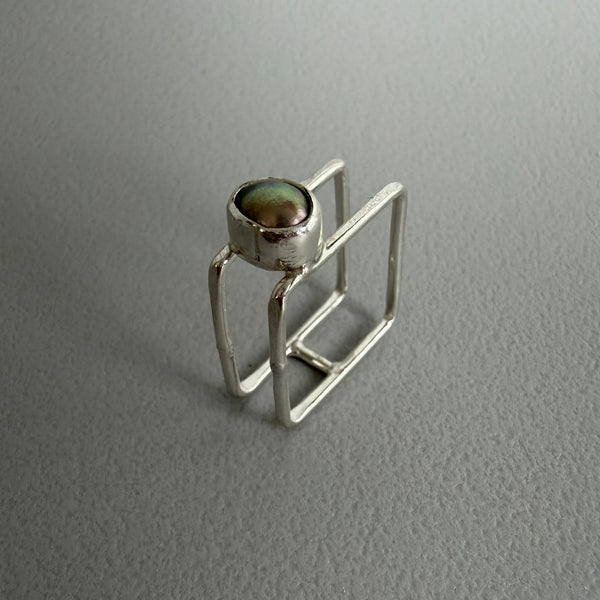 Peacock Pearl Ring