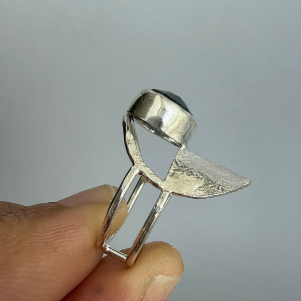 Moss Kyanite Half Shield Ring