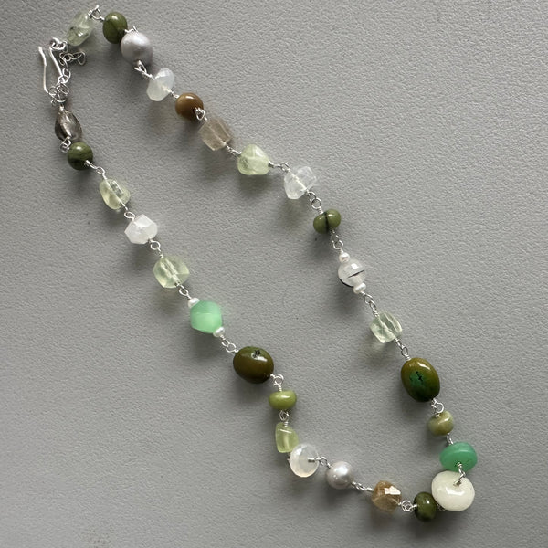 Confetti Necklace in Green