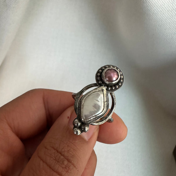 Pearl Totem Ring in Mauve