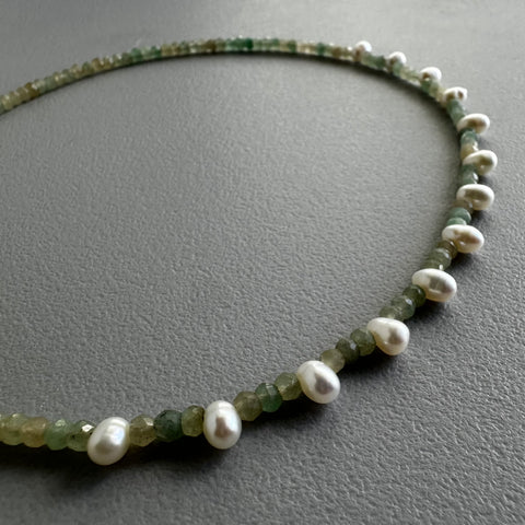 Green Quartz + White Pearls Necklace (16.5”)