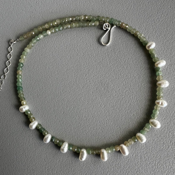 Green Quartz + White Pearl Choker (15”)